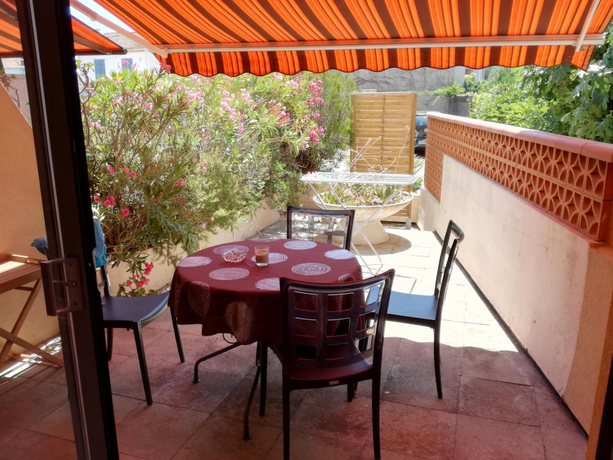 Charmant Studio Fonctionnel Avenue Des Allies Cavalaire-sur-Mer Extérieur photo